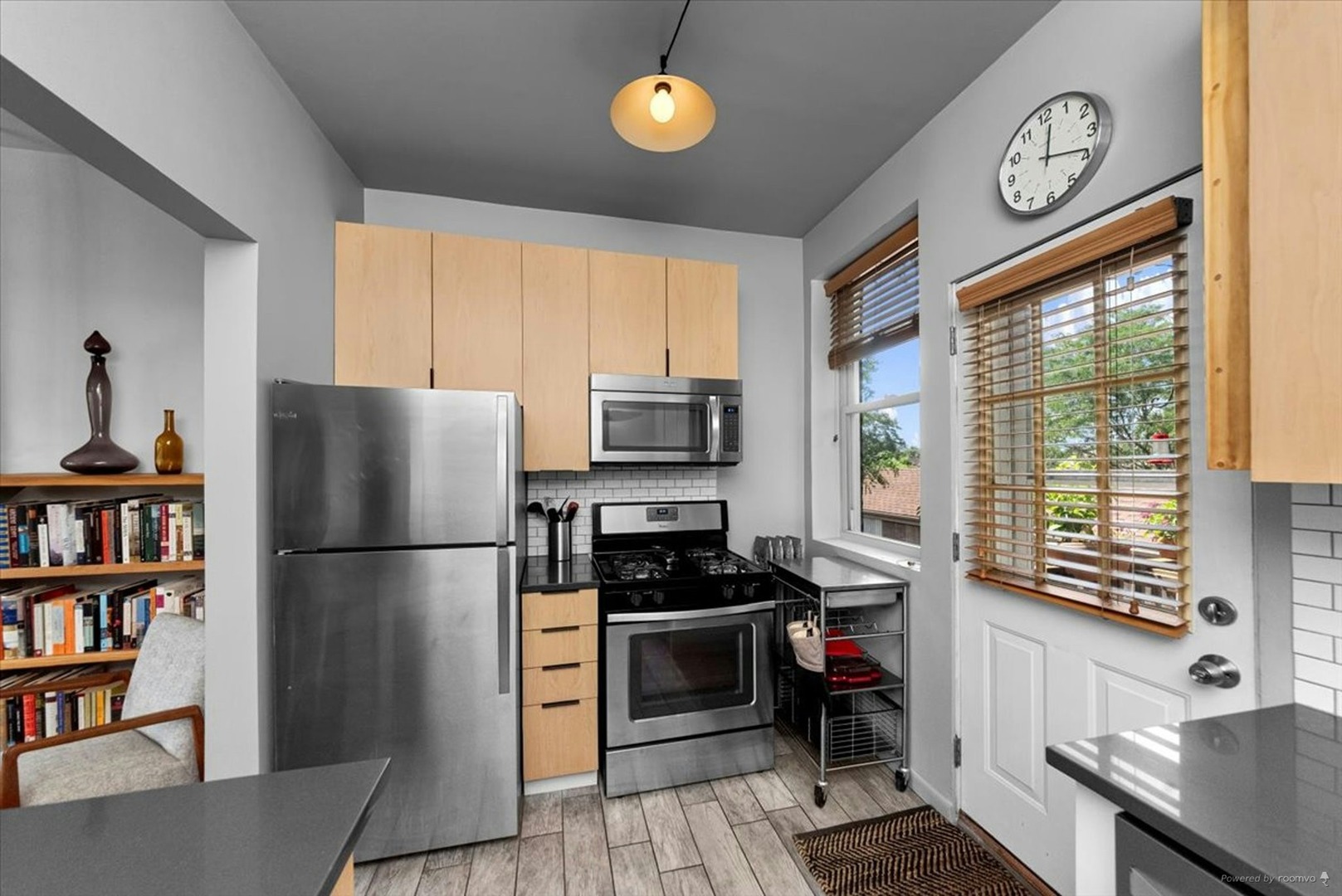 4862 N Ashland Avenue 3e Property Photo 3