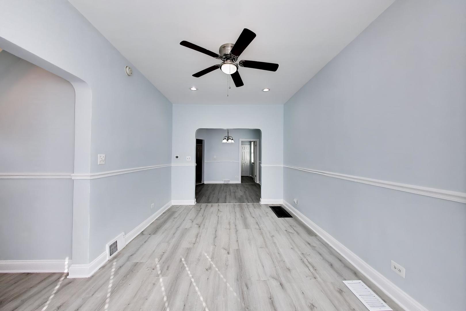 5953 S Wolcott Avenue Property Photo 5