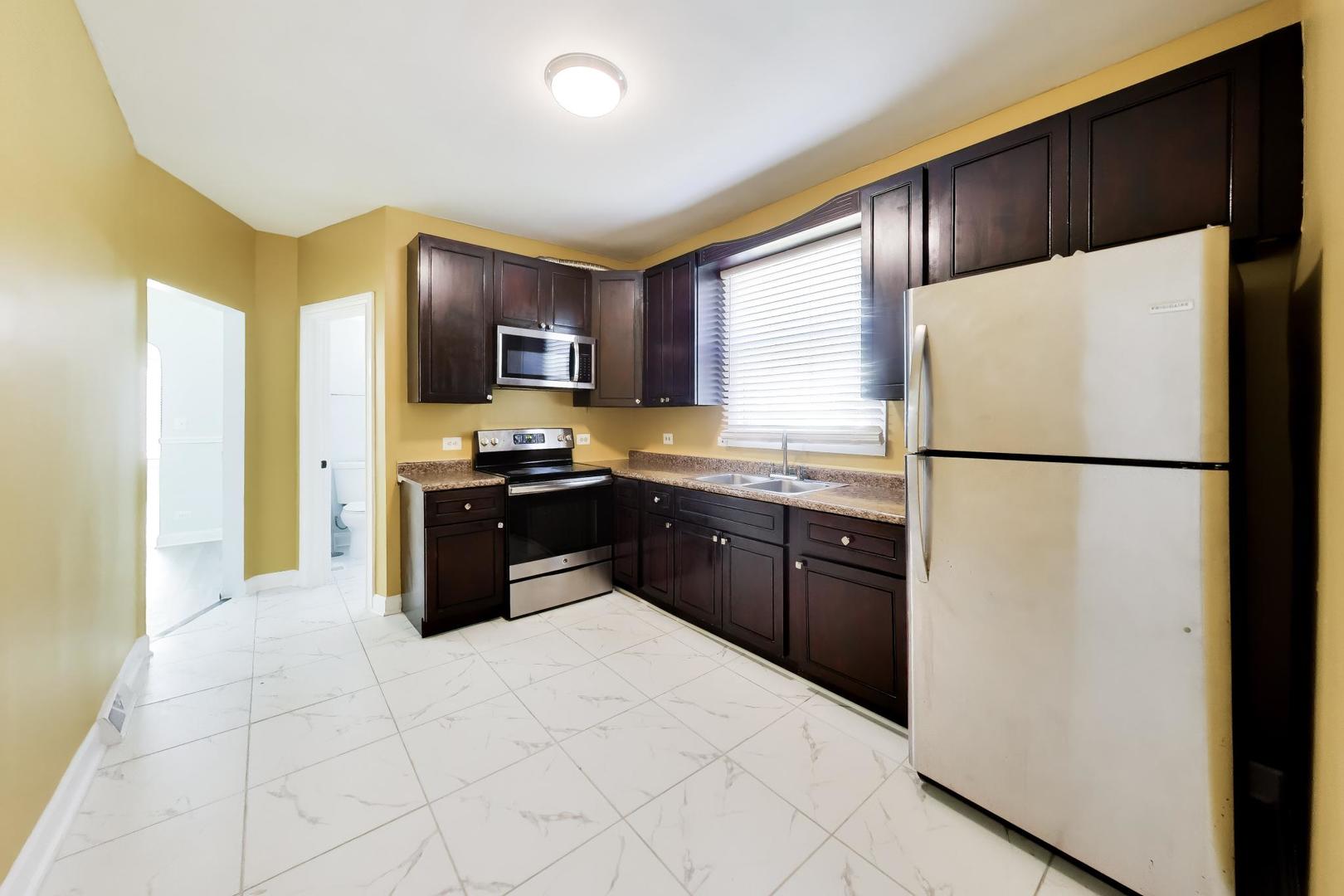 5953 S Wolcott Avenue Property Photo 13