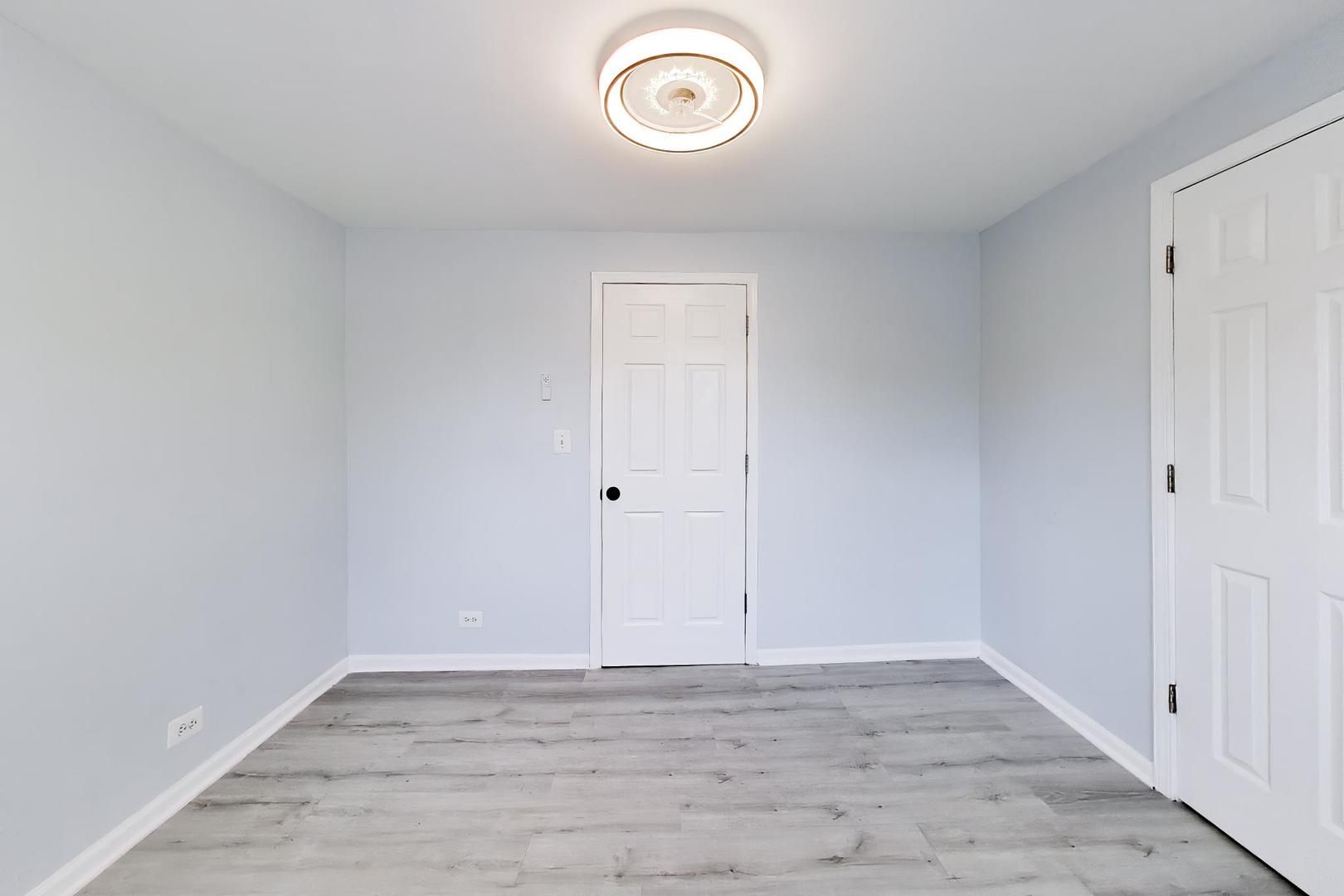 5953 S Wolcott Avenue Property Photo 27