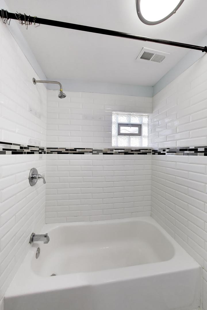 5953 S Wolcott Avenue Property Photo 34