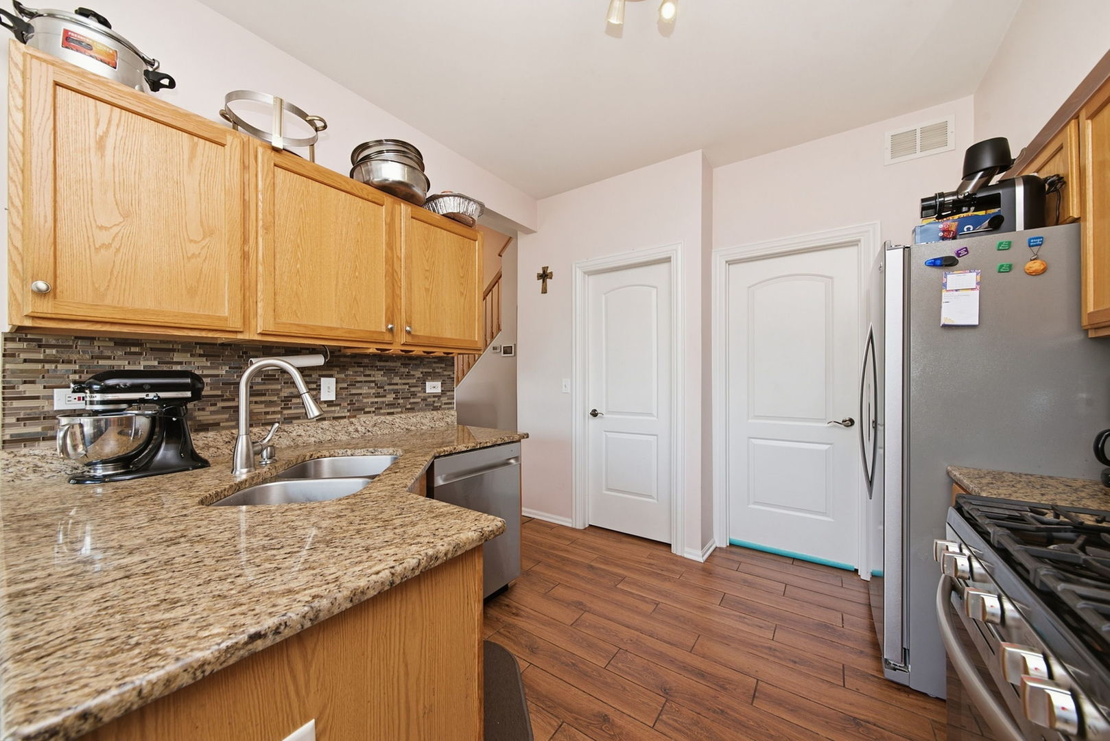 4160 Oak Tree Lane Property Photo 7