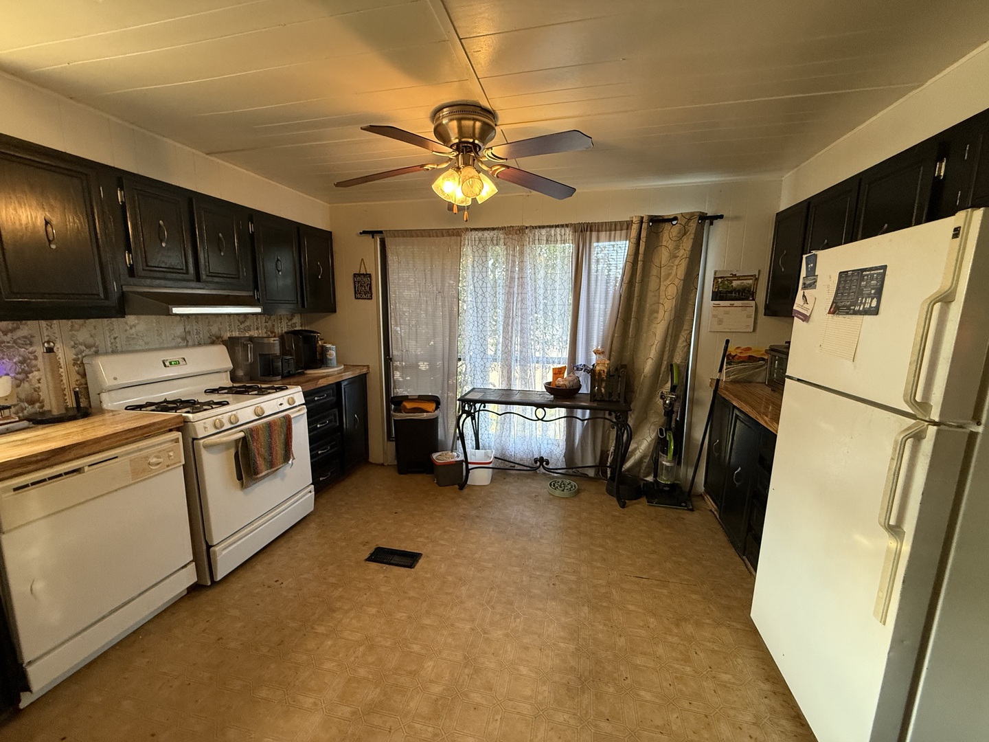 618 Tanglewood Road Property Photo 6