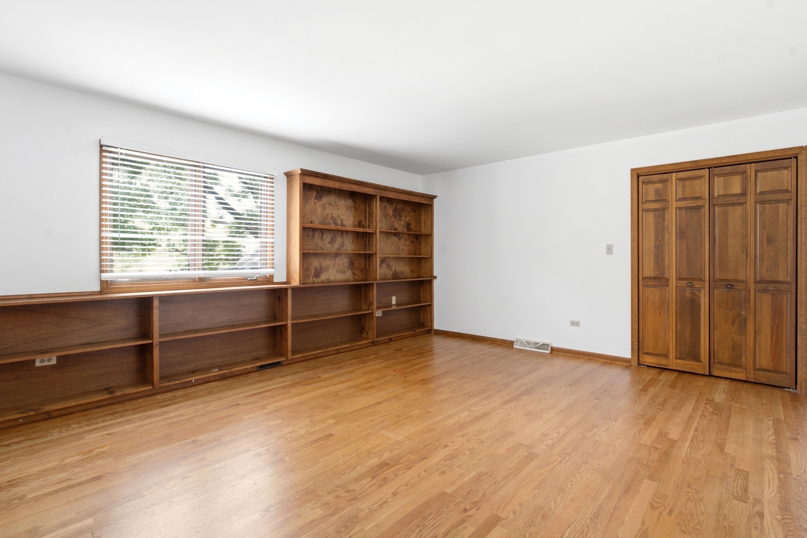 0s415 Madison Street Property Photo 25