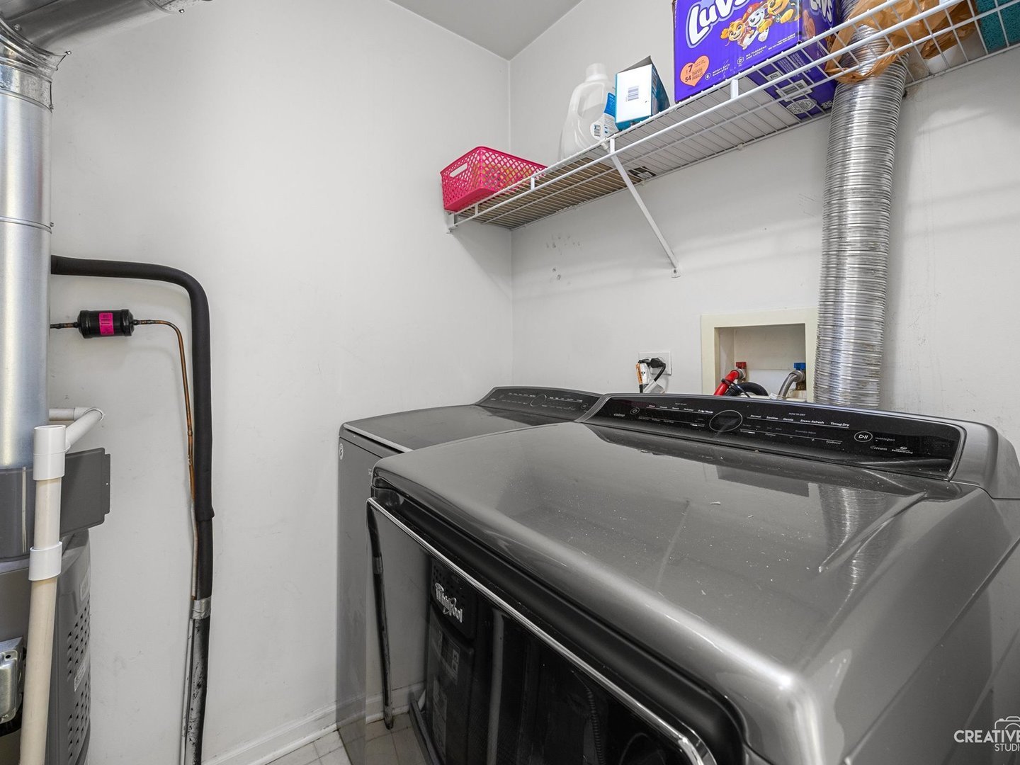 1062 Stamford Court Property Photo 14