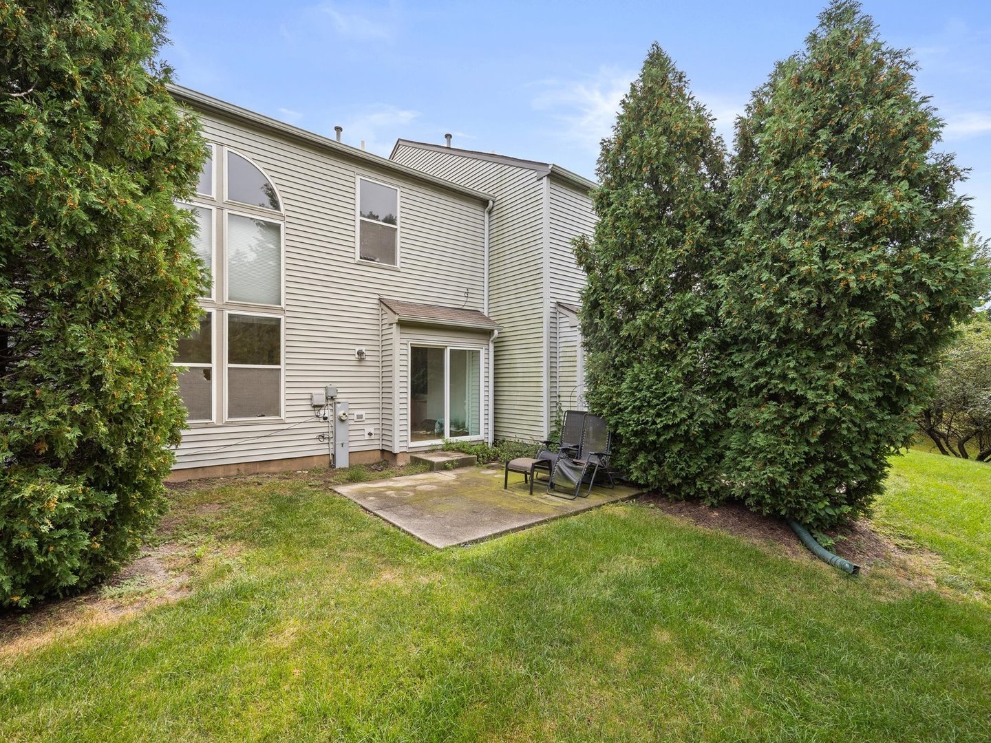1062 Stamford Court Property Photo 21