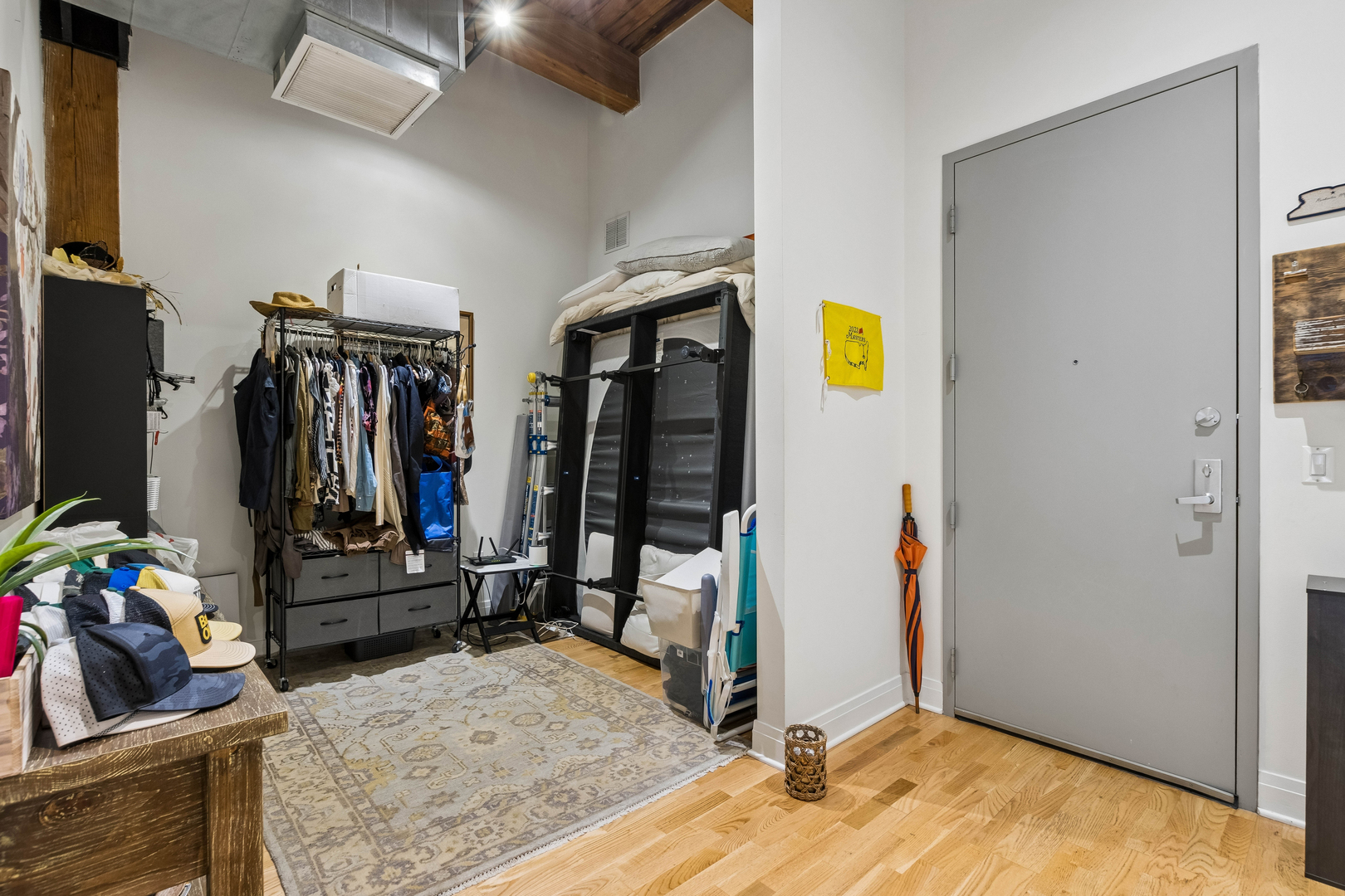 770 W Gladys Avenue 304 Property Photo 8