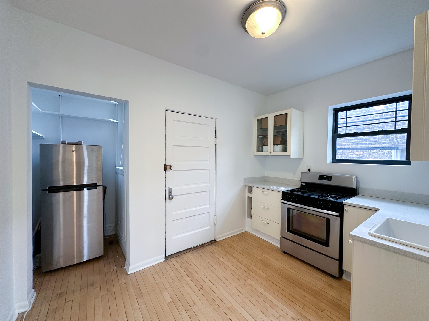506 Madison Street 2s Property Photo 3