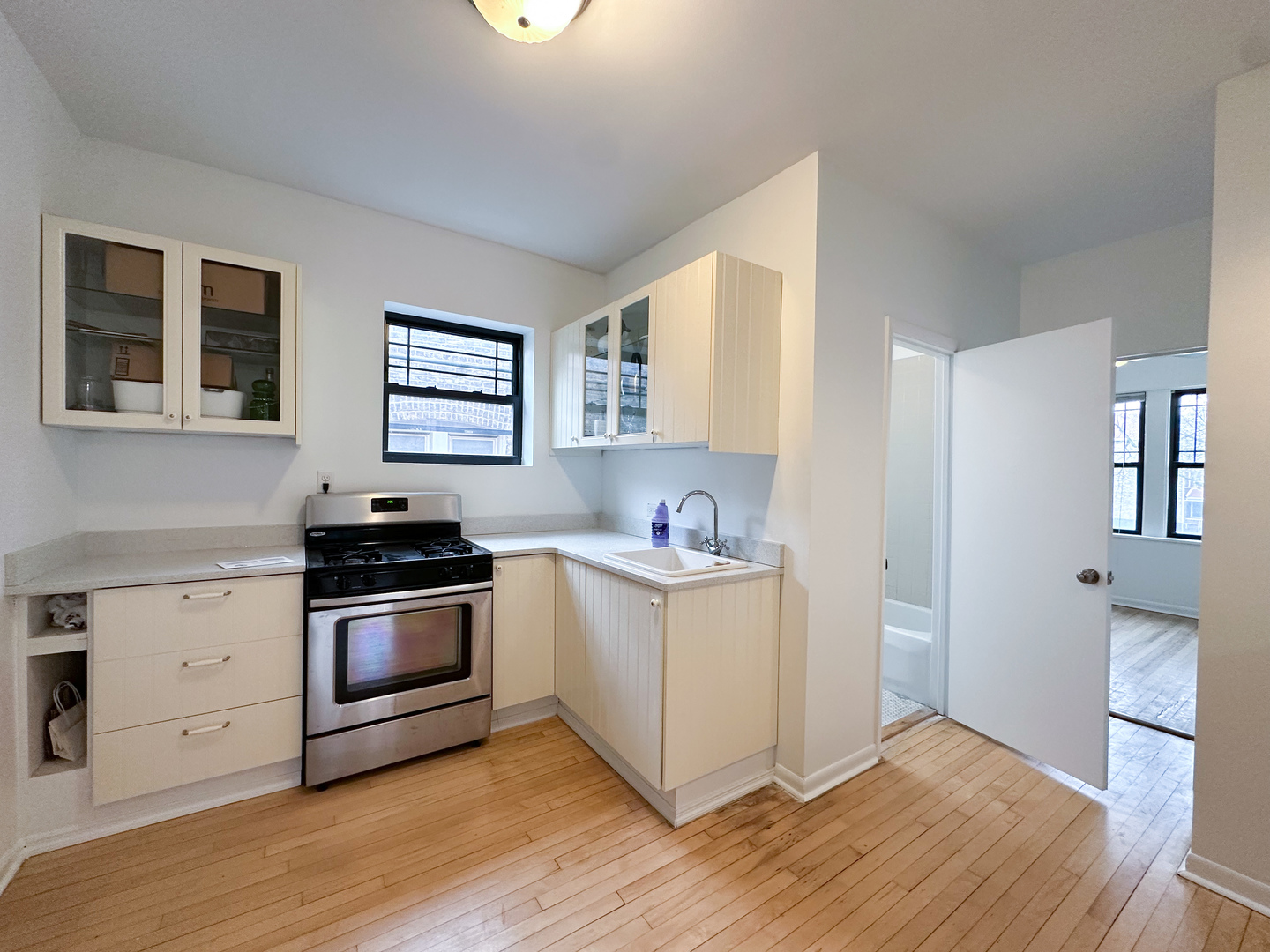 506 Madison Street 2s Property Photo 5