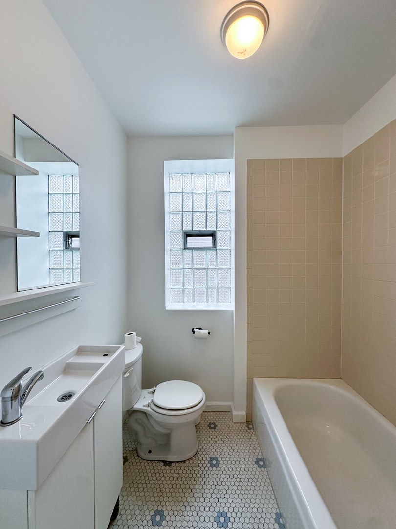 506 Madison Street 2s Property Photo 11