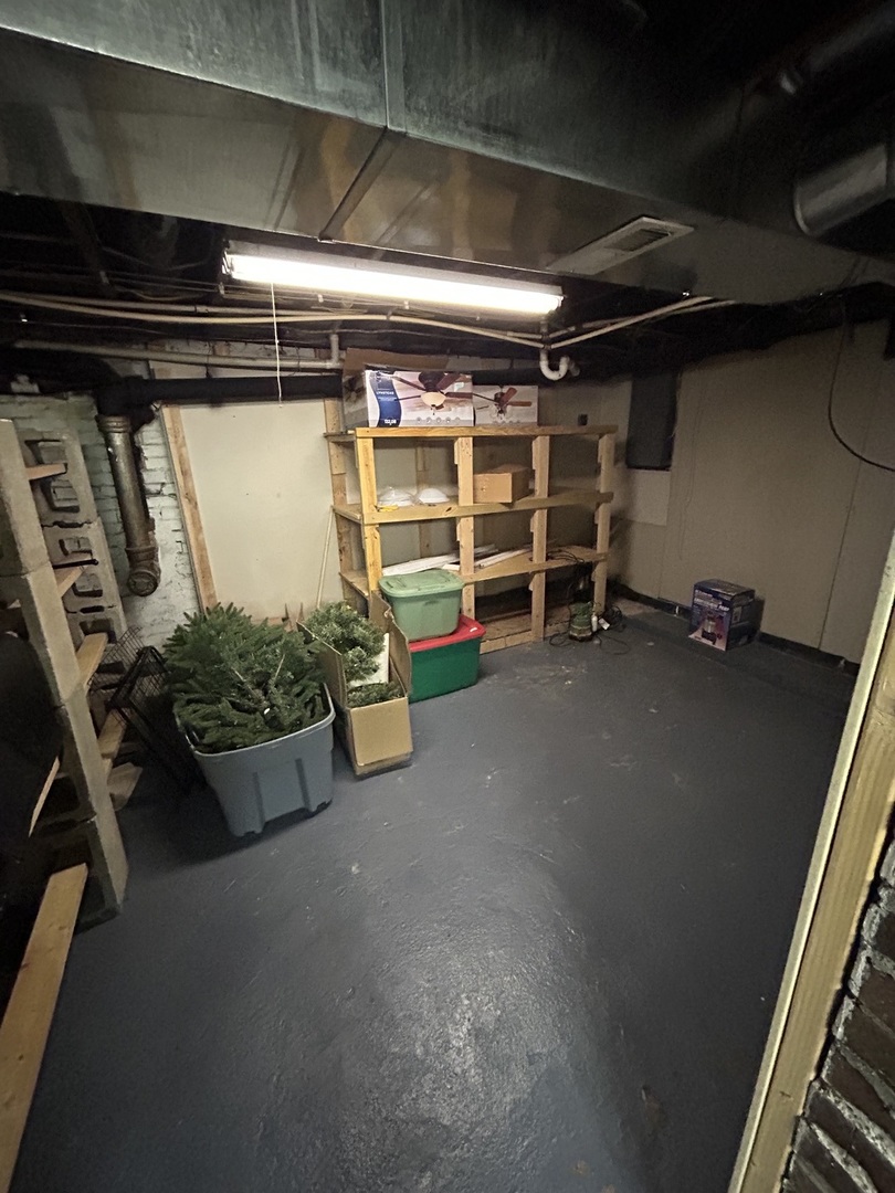 12757929 Property Photo 34