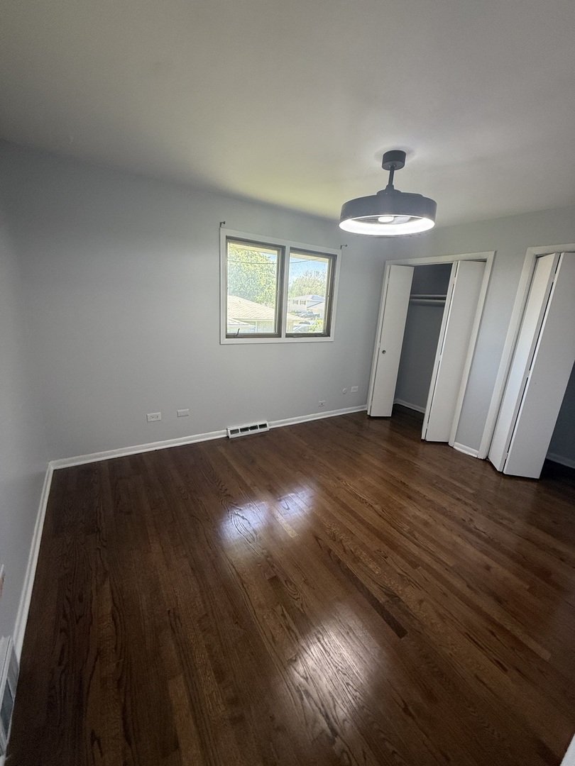 942 E 168th Street Property Photo 12
