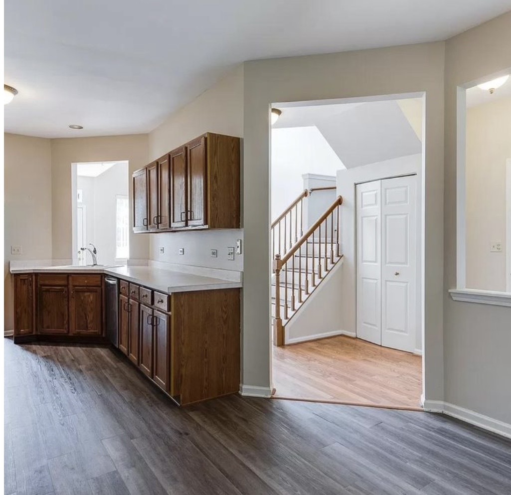 1 S Oakhurst Drive Property Photo 12