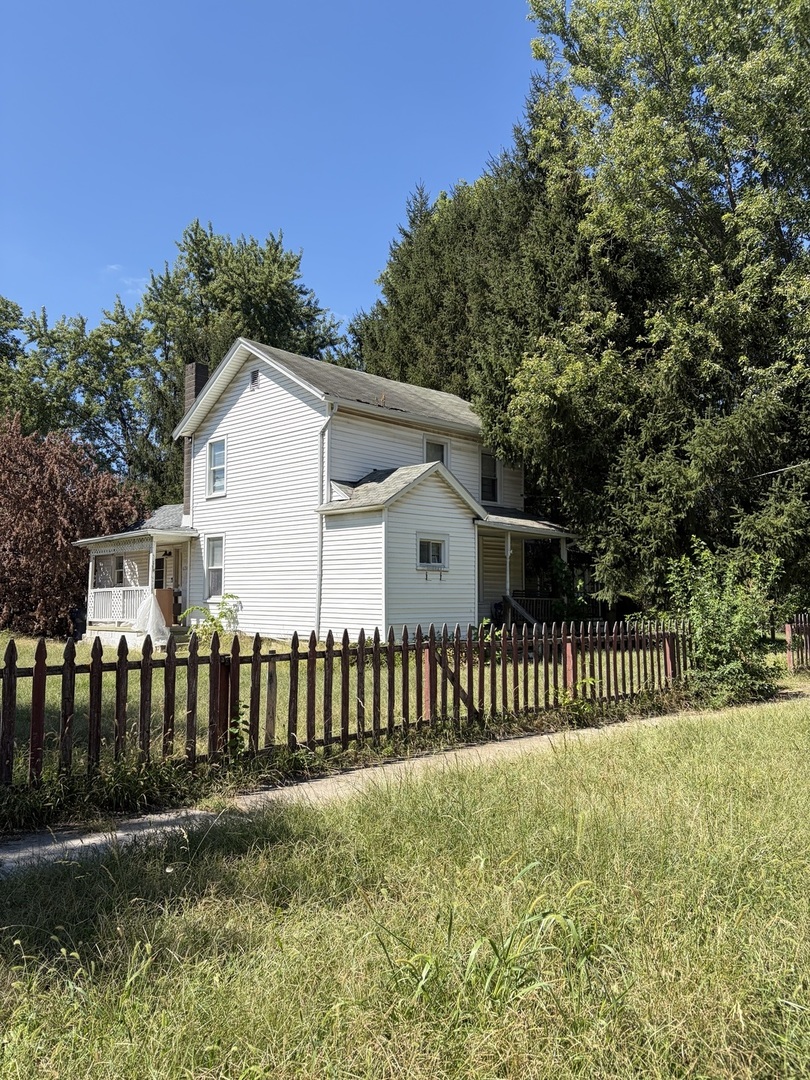 624 S Water Street Property Photo 1