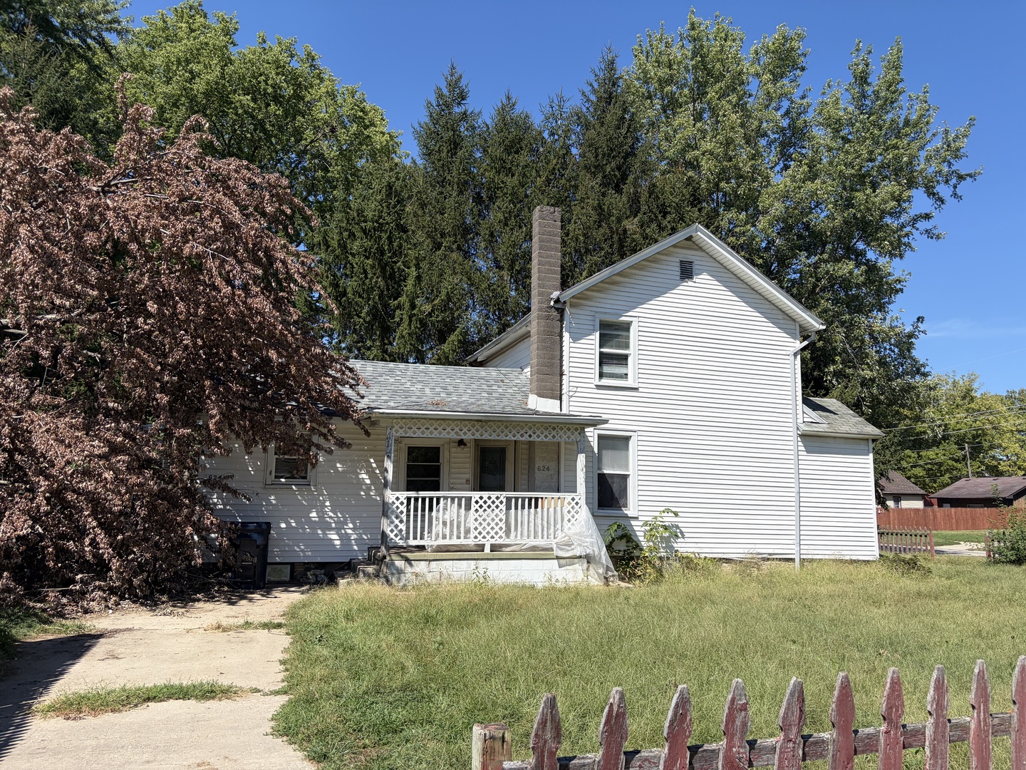 624 S Water Street Property Photo 2