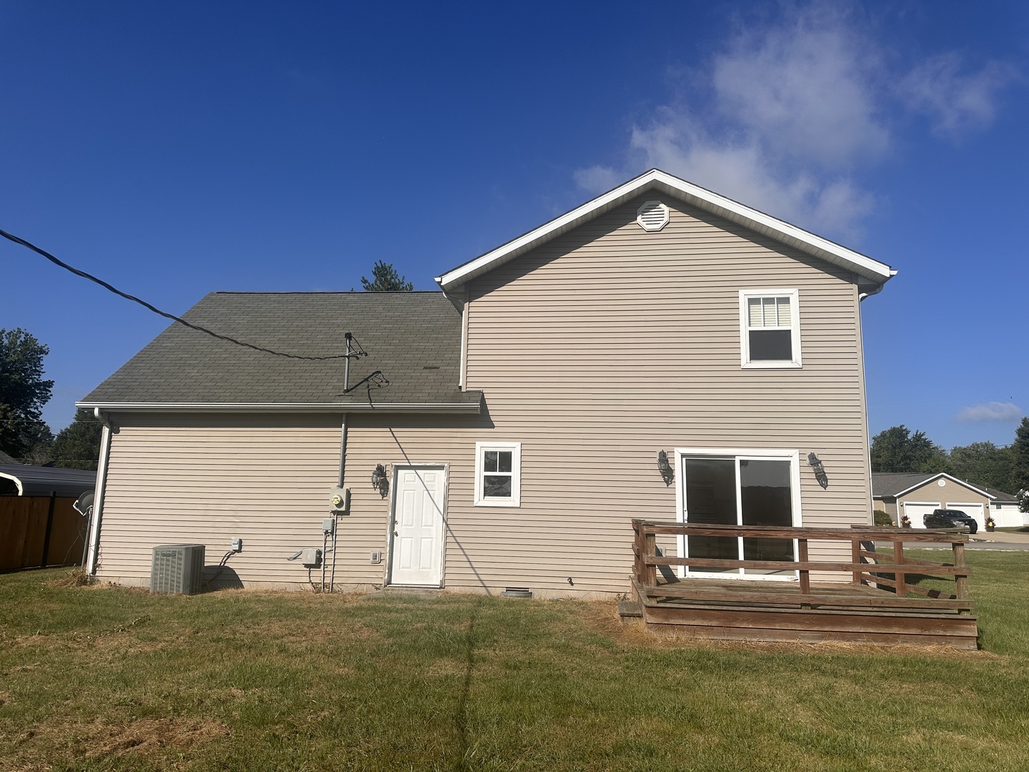 310 E Beacon Court Property Photo 4
