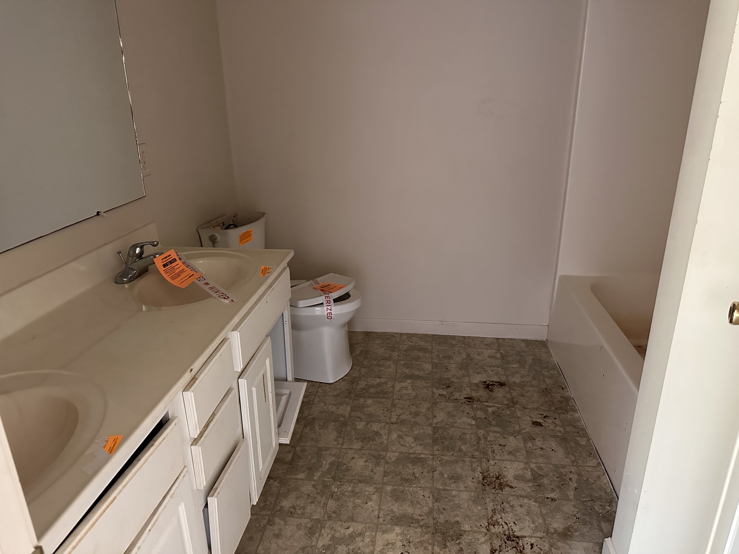 310 E Beacon Court Property Photo 16