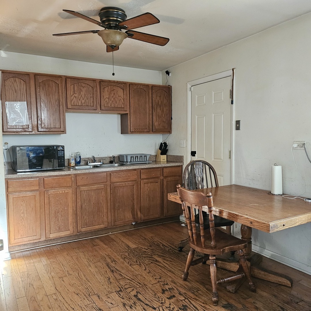 1219 Idlewild Drive Property Photo 3