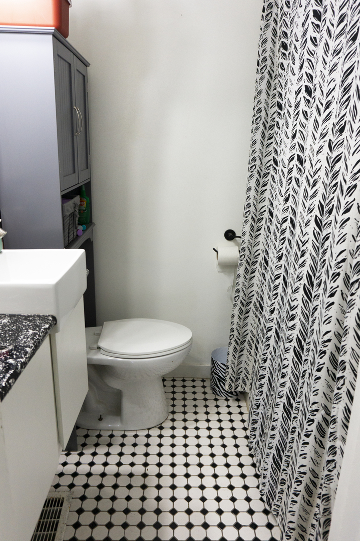 803 Houghton Street Property Photo 5