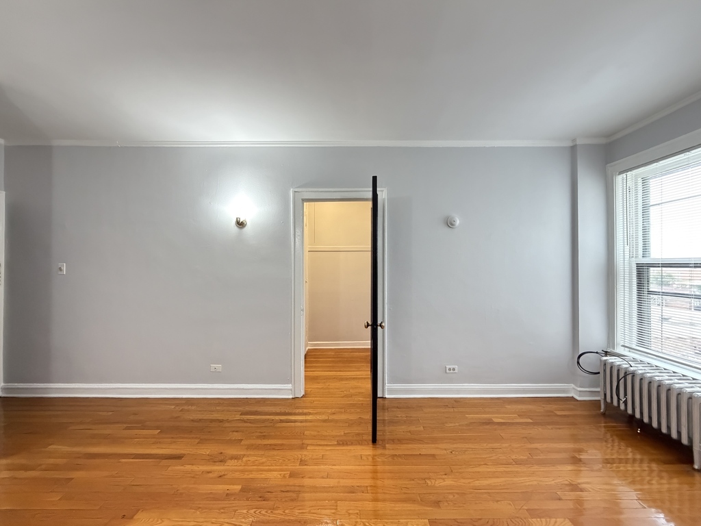 917 W Eastwood Avenue 714 Property Photo 14