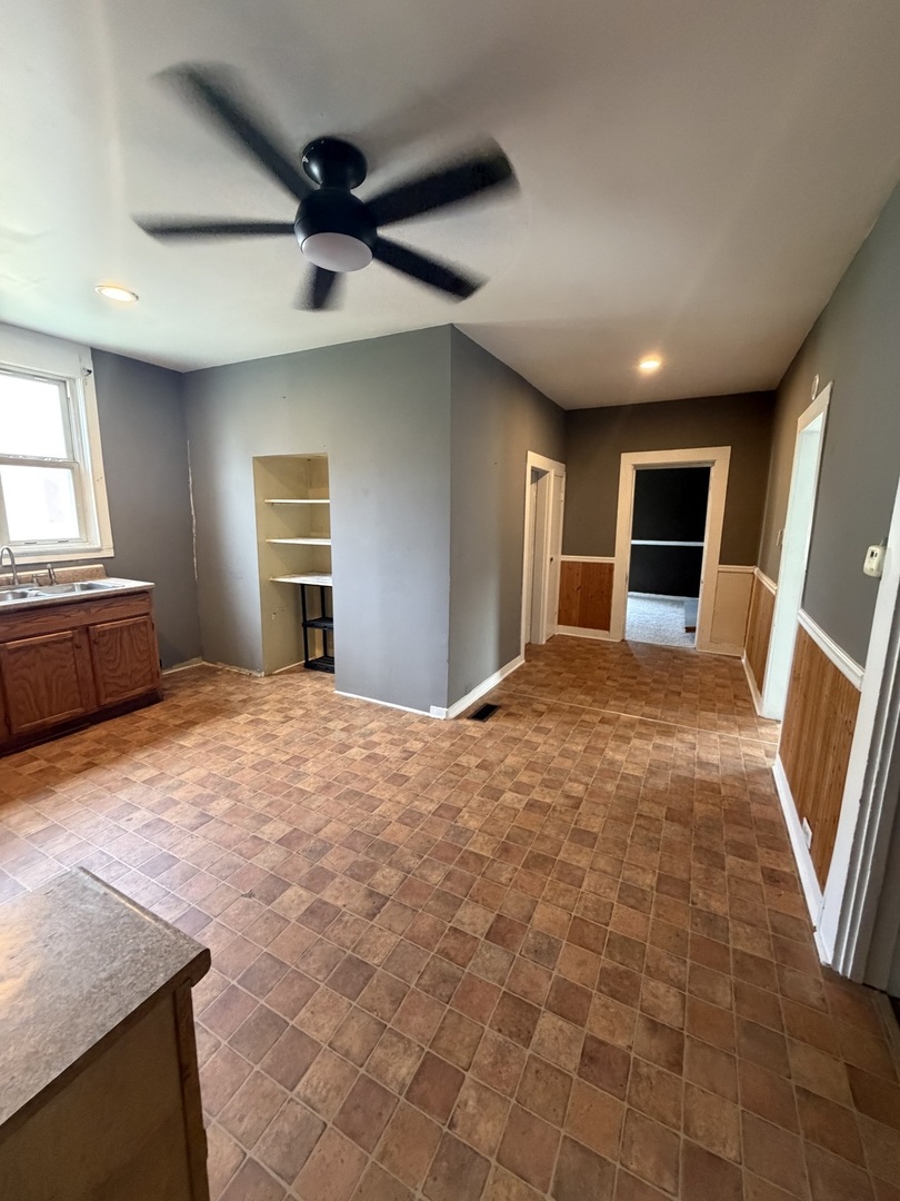 110 W Webb Street Property Photo 4