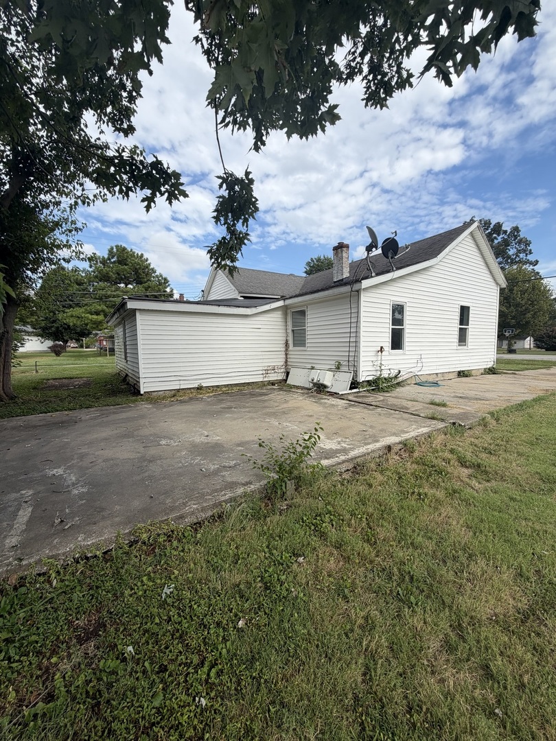 110 W Webb Street Property Photo 24