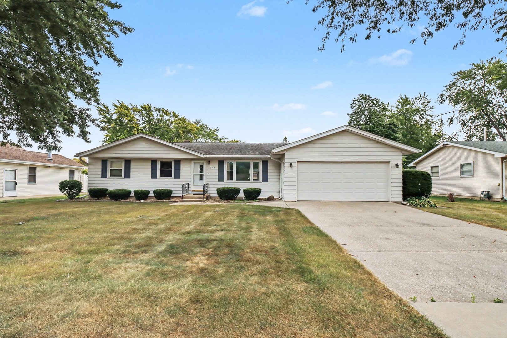314 N Wabena Avenue Property Photo 1