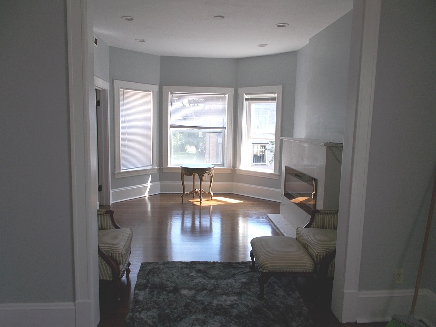 1242 S Millard Avenue Property Photo 6