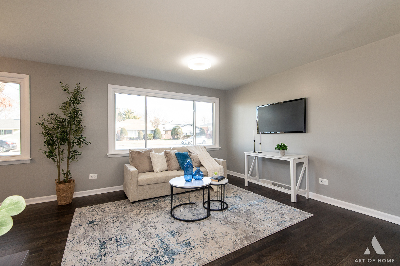 14024 S Saginaw Avenue Property Photo 6