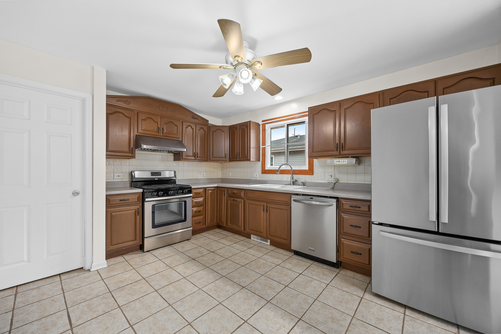 1309 Wilson Avenue Property Photo 7