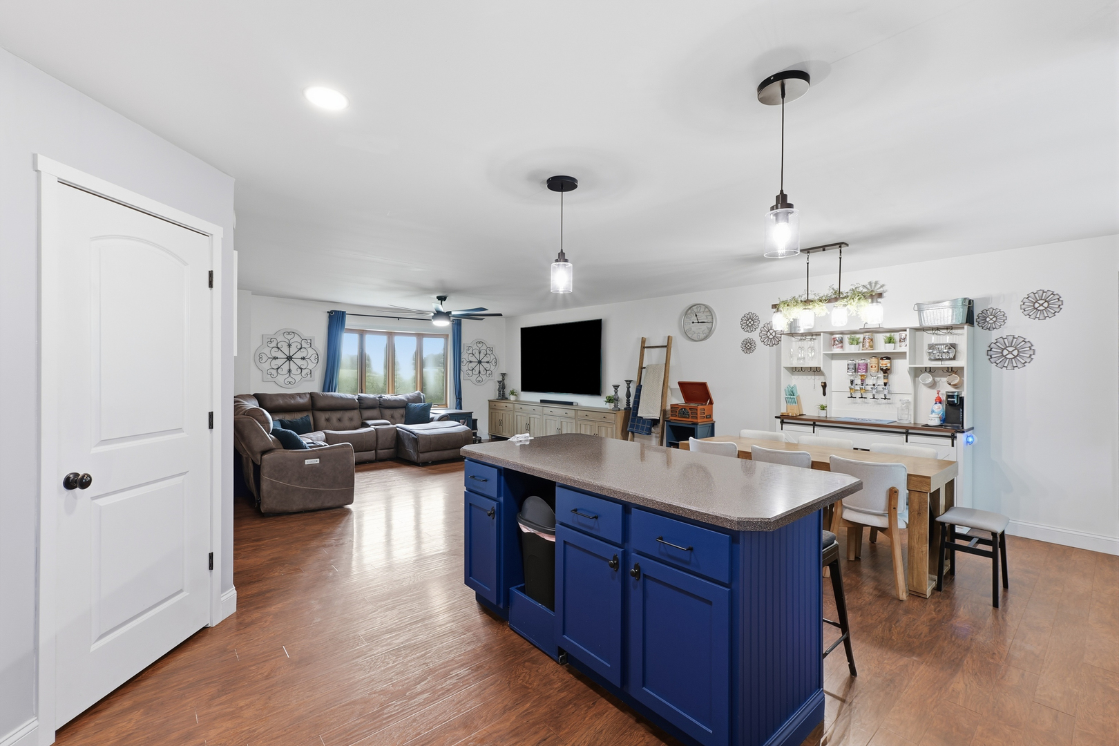 8065 Ashley Road Property Photo 8
