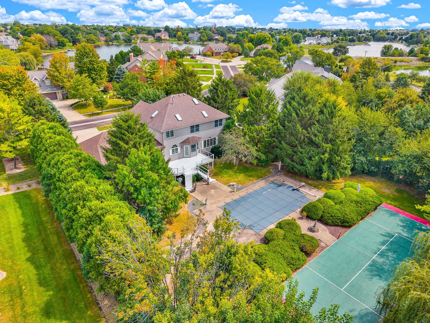 7 Smokey Court Property Photo 2