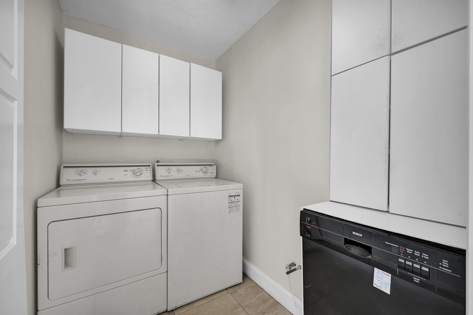 7 Smokey Court Property Photo 38