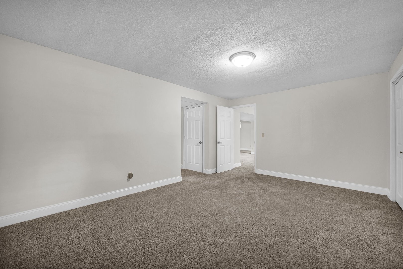 7 Smokey Court Property Photo 49