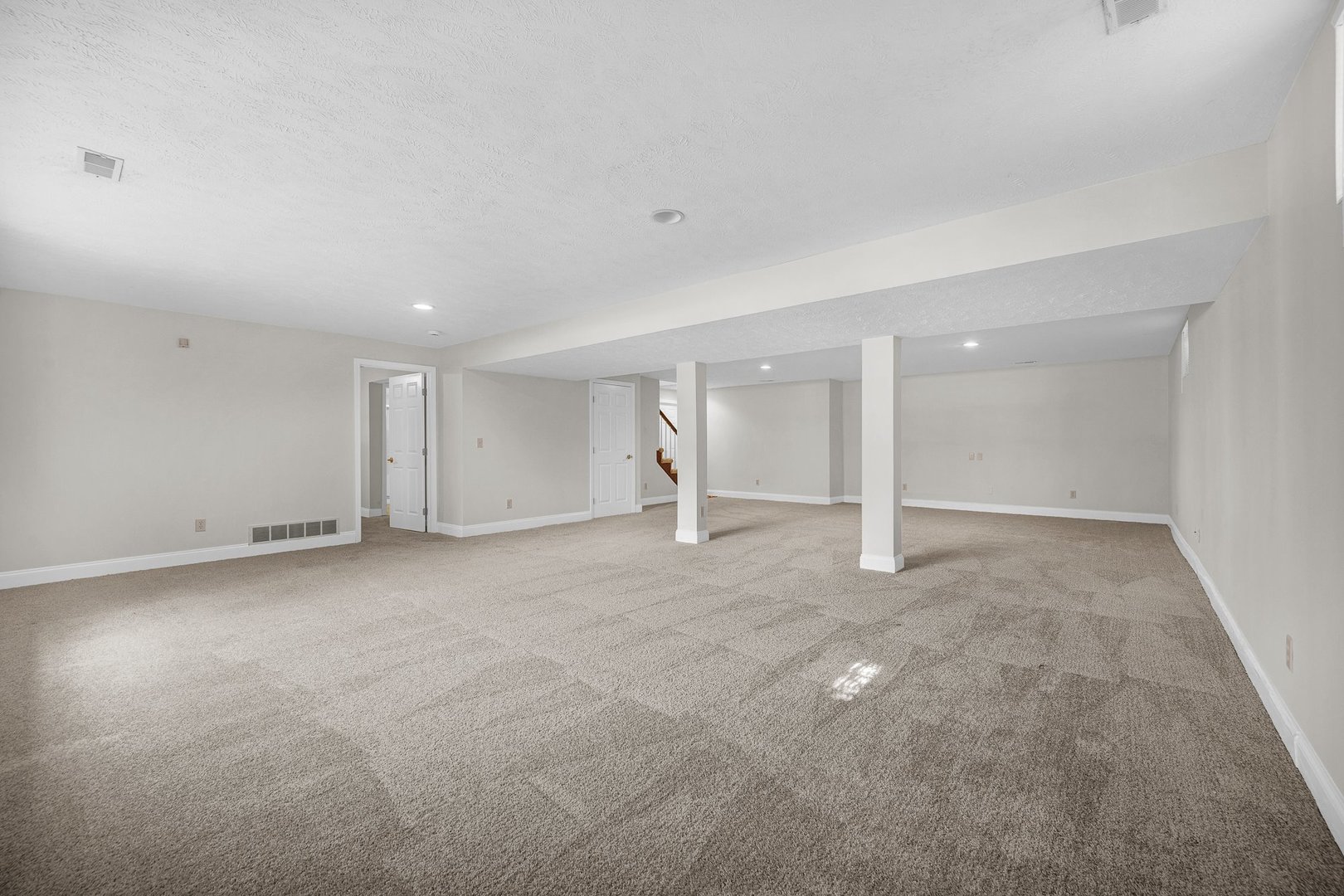 7 Smokey Court Property Photo 55