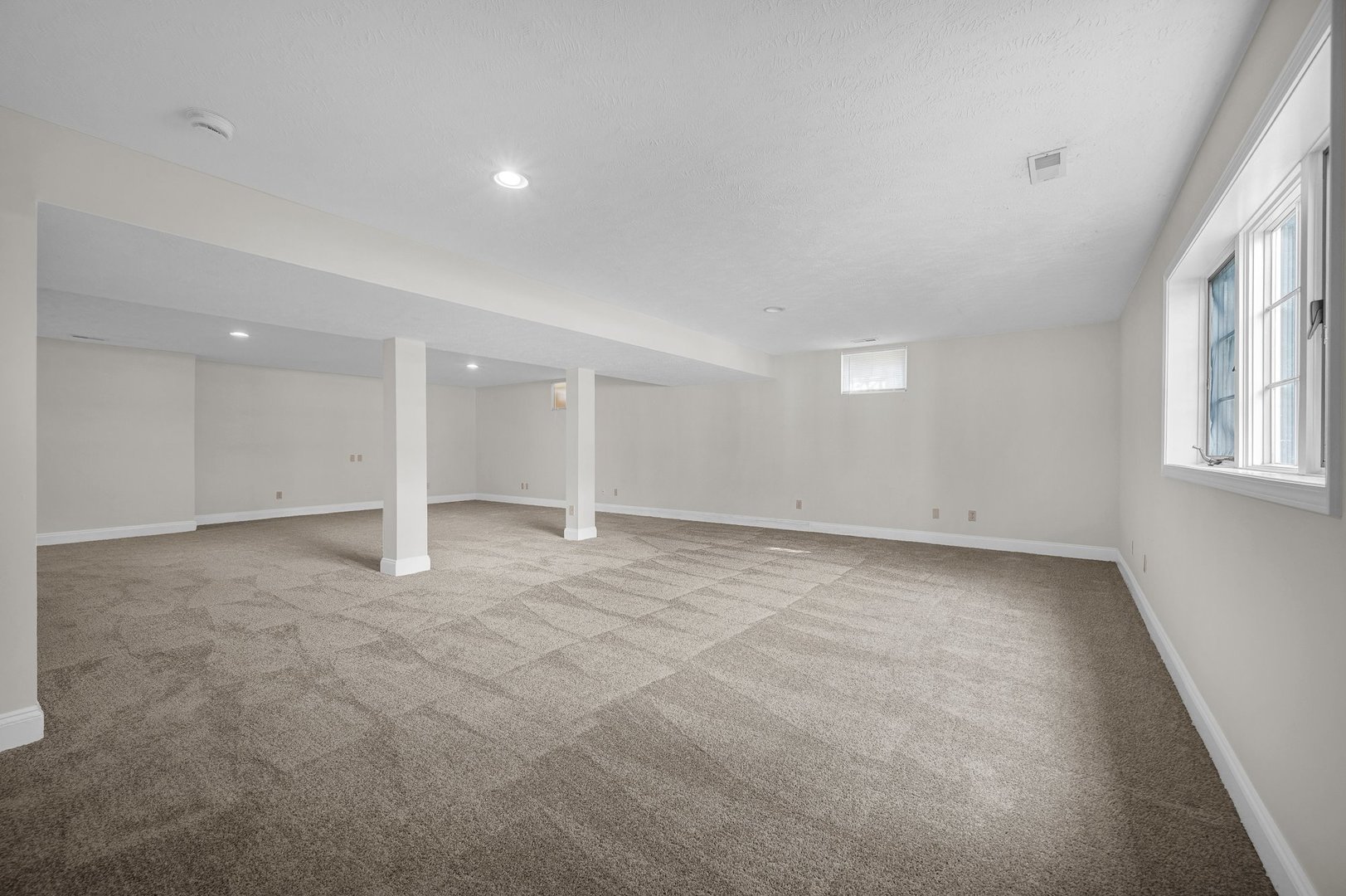 7 Smokey Court Property Photo 56