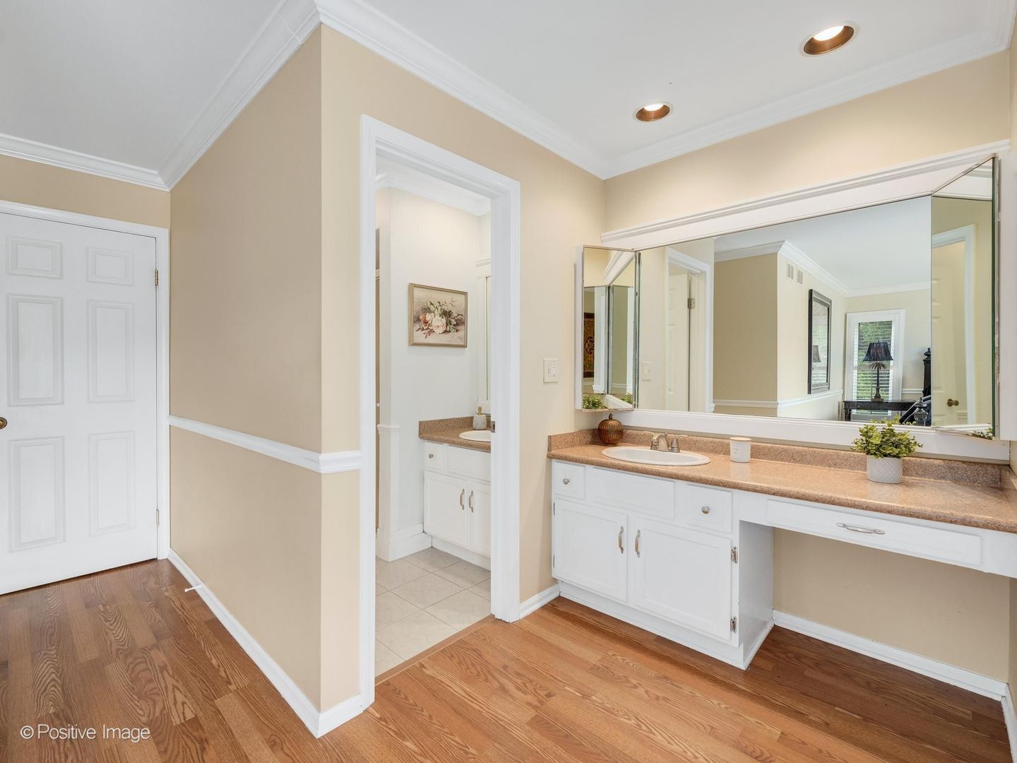 12758037 Property Photo 16