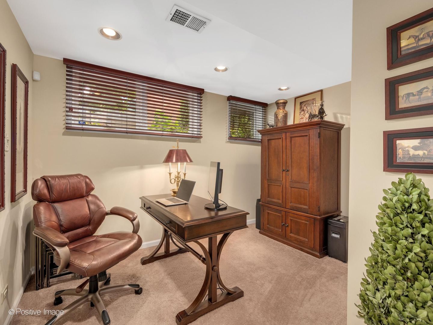 12758037 Property Photo 23