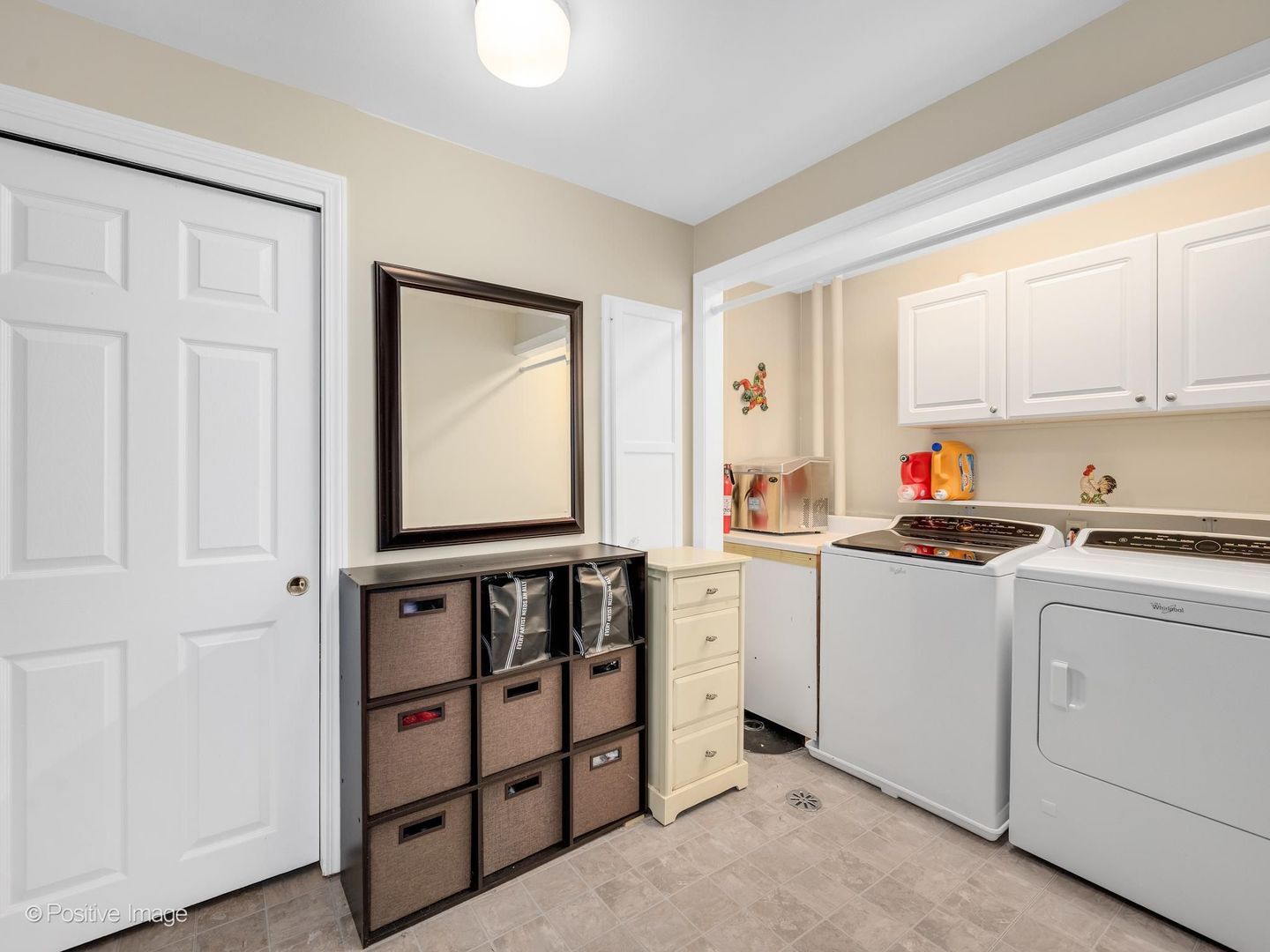 12758037 Property Photo 26