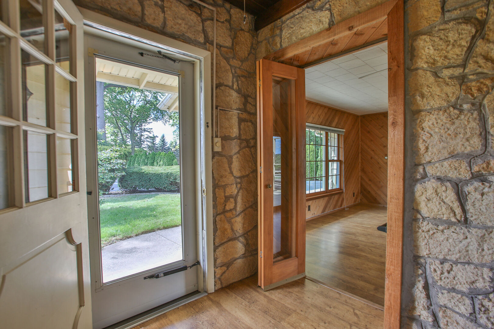 2105 Riverview Road Property Photo 24