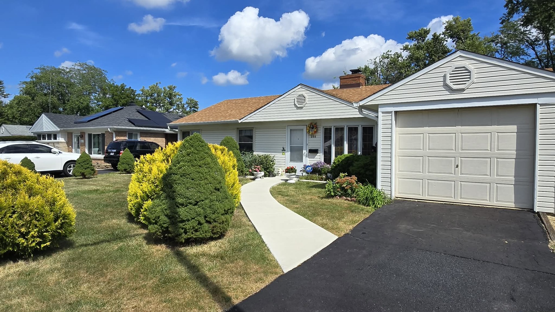 250 Marquette Street Property Photo 1