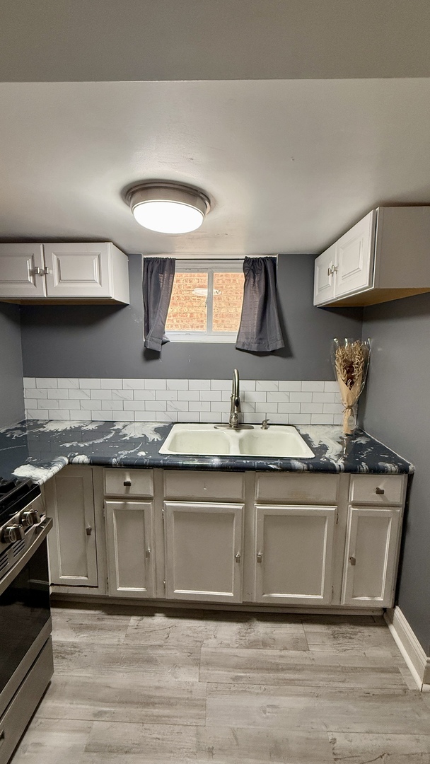 5121 S New England Avenue G Property Photo 3