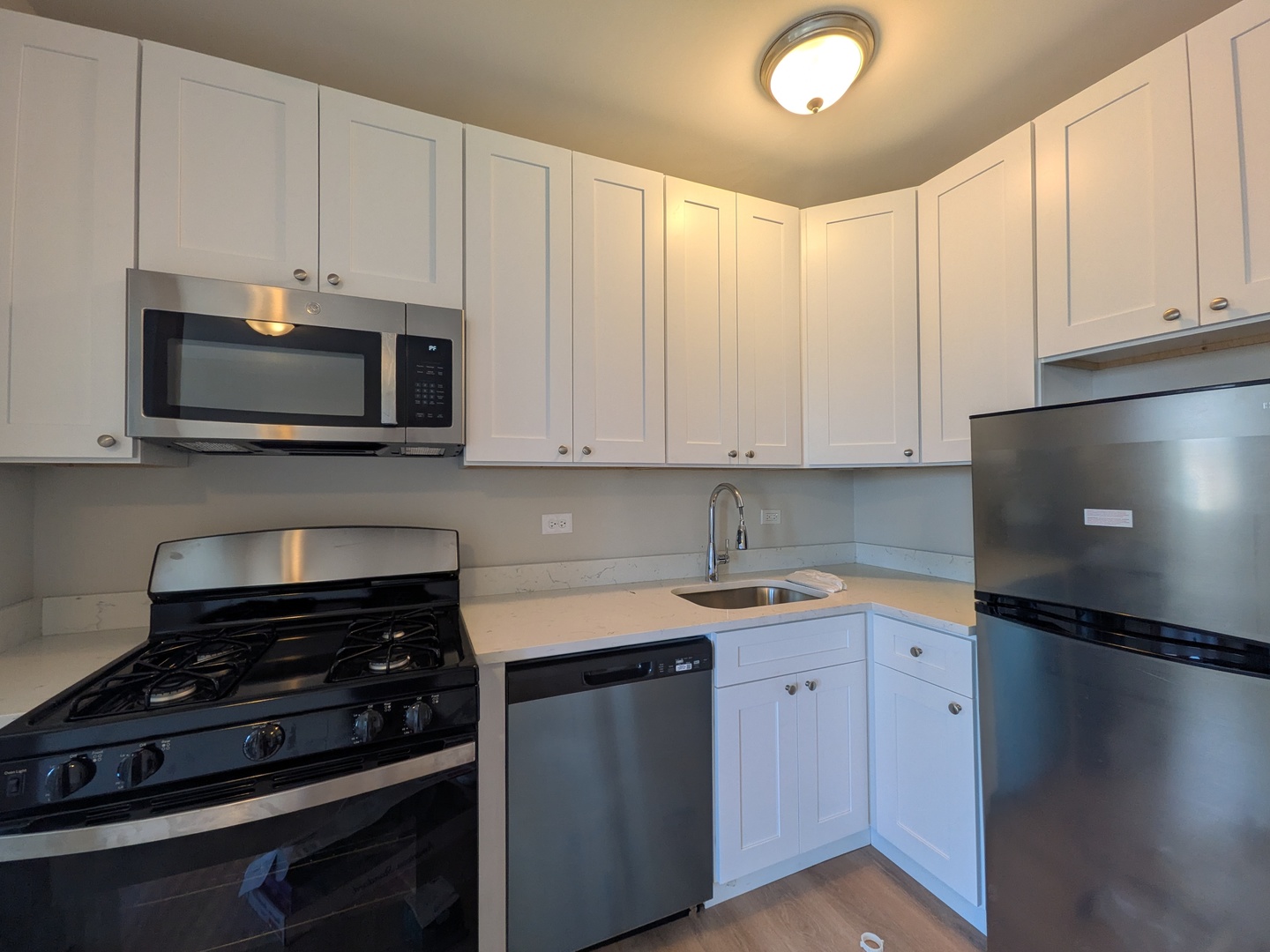 2600 N Kimball Avenue 402 Property Photo 5