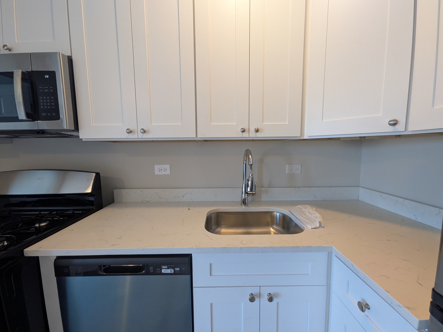 2600 N Kimball Avenue 402 Property Photo 7
