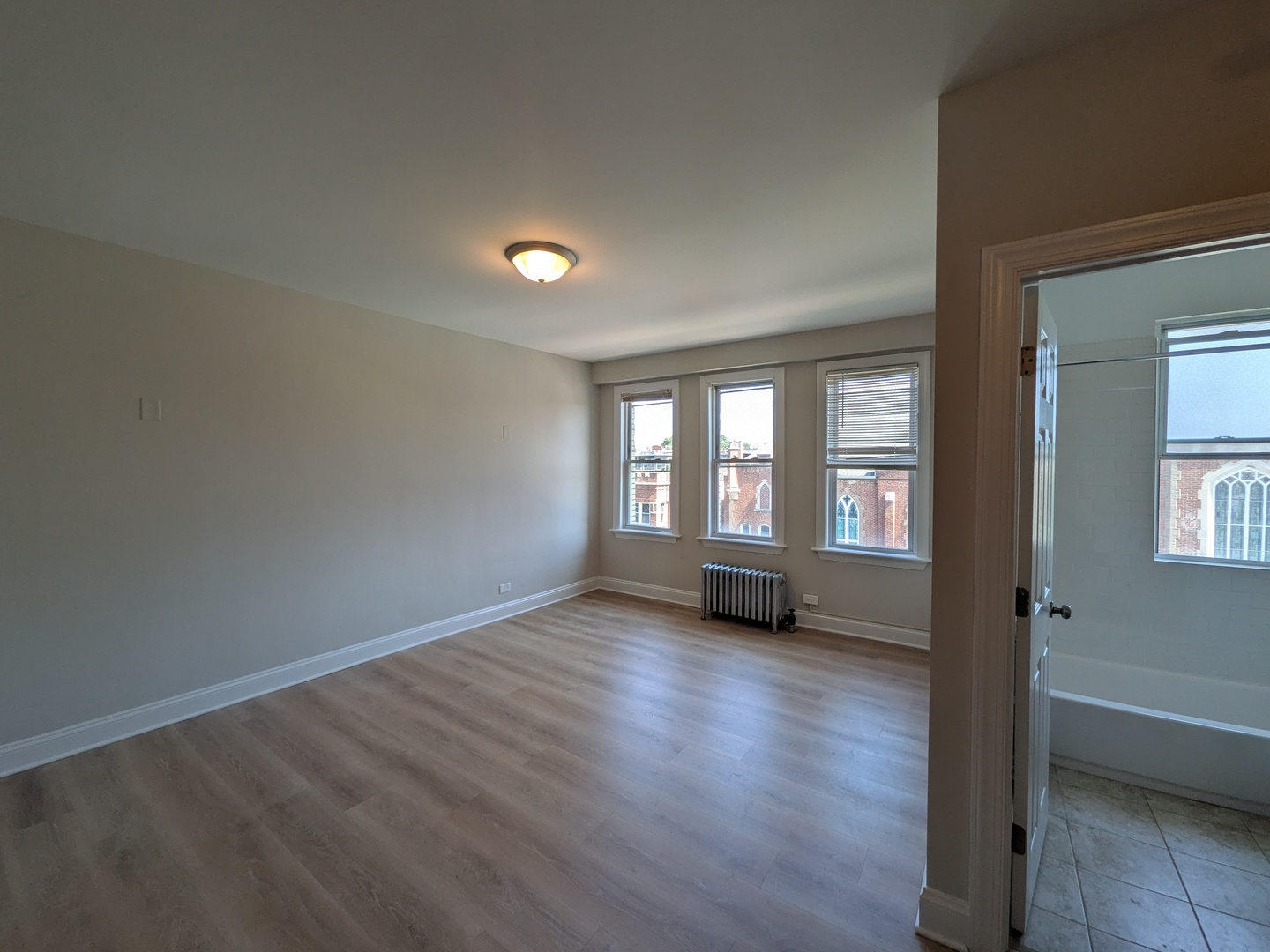 2600 N Kimball Avenue 402 Property Photo 8
