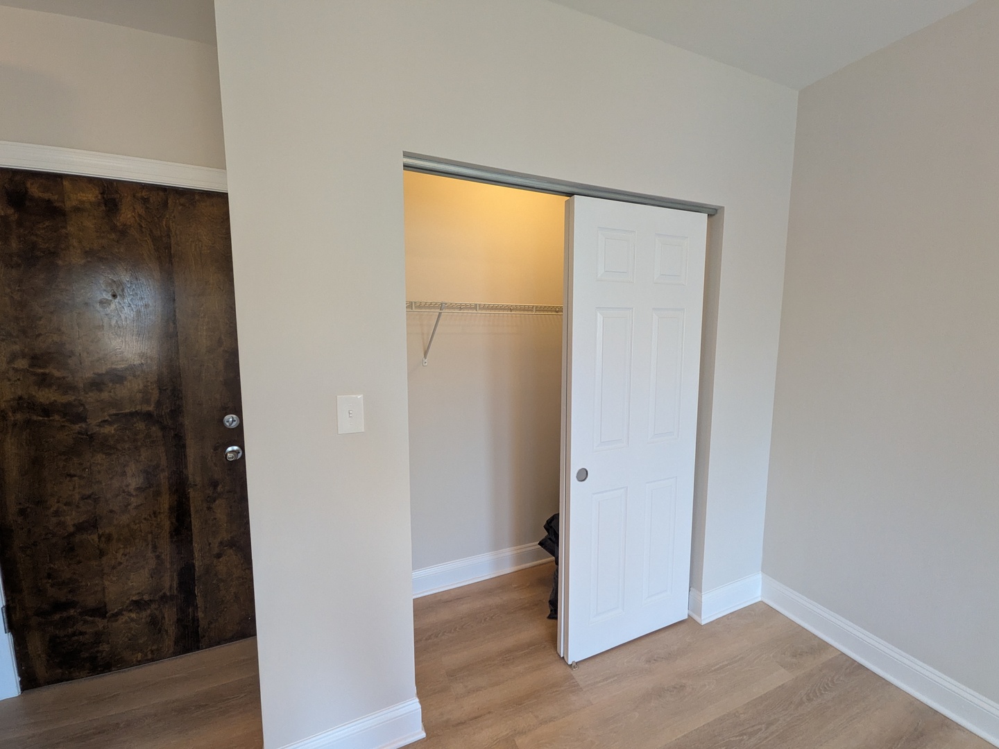 2600 N Kimball Avenue 402 Property Photo 9