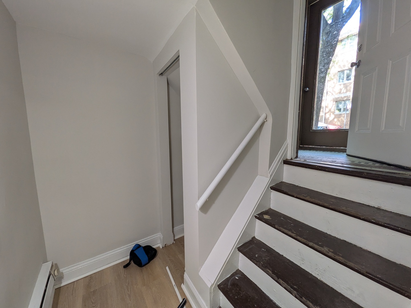 2919 W George Street G Property Photo 5
