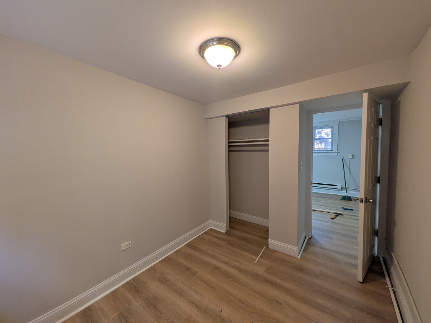 2919 W George Street G Property Photo 6