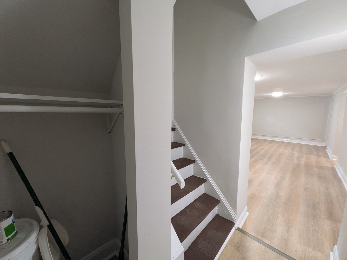 2919 W George Street G Property Photo 7