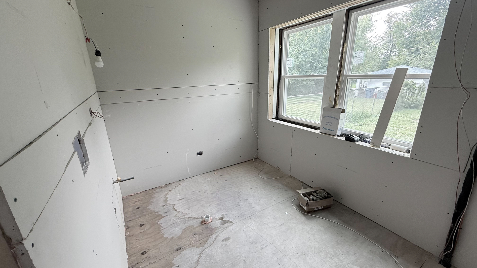 15620 Loomis Avenue Property Photo 14